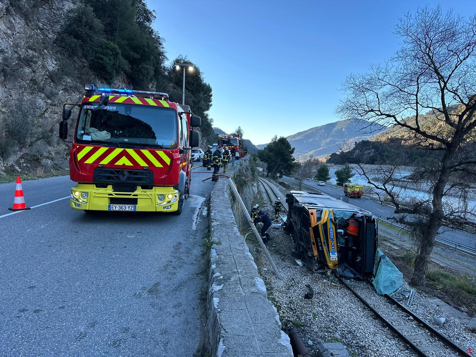 Caída de un autobús cerca de Niza: positivo por estupefacientes, el conductor acusado y puesto bajo supervisión judicial
