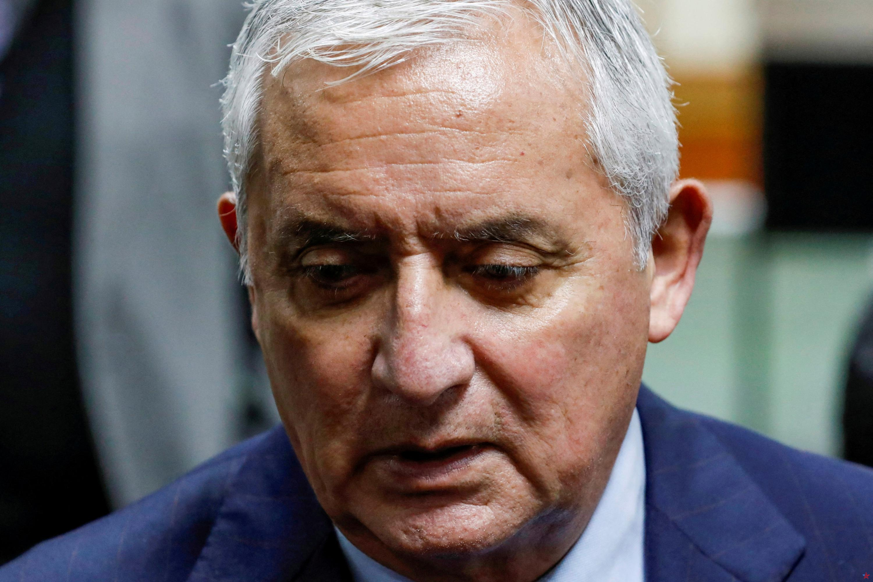 Expresidente de Guatemala sale de prisión condicionalmente