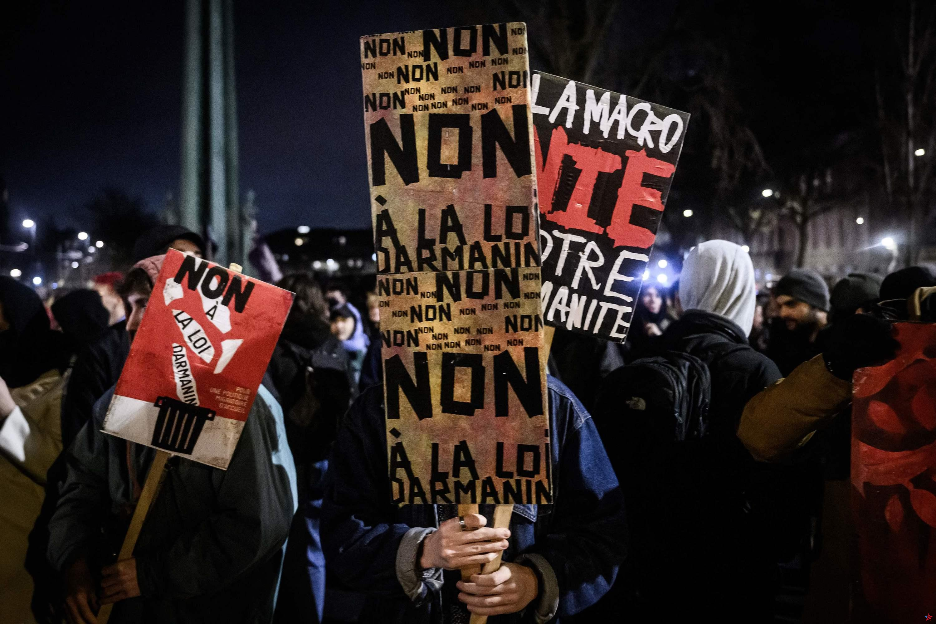Rennes: incidentes durante una manifestación salvaje contra la ley de inmigración