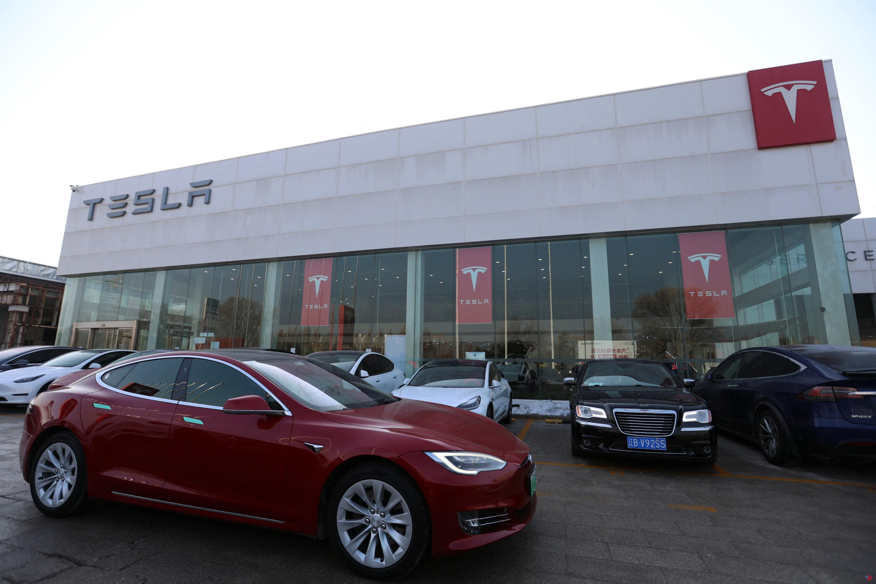 China: Tesla retira 1,6 millones de vehículos por problema de software