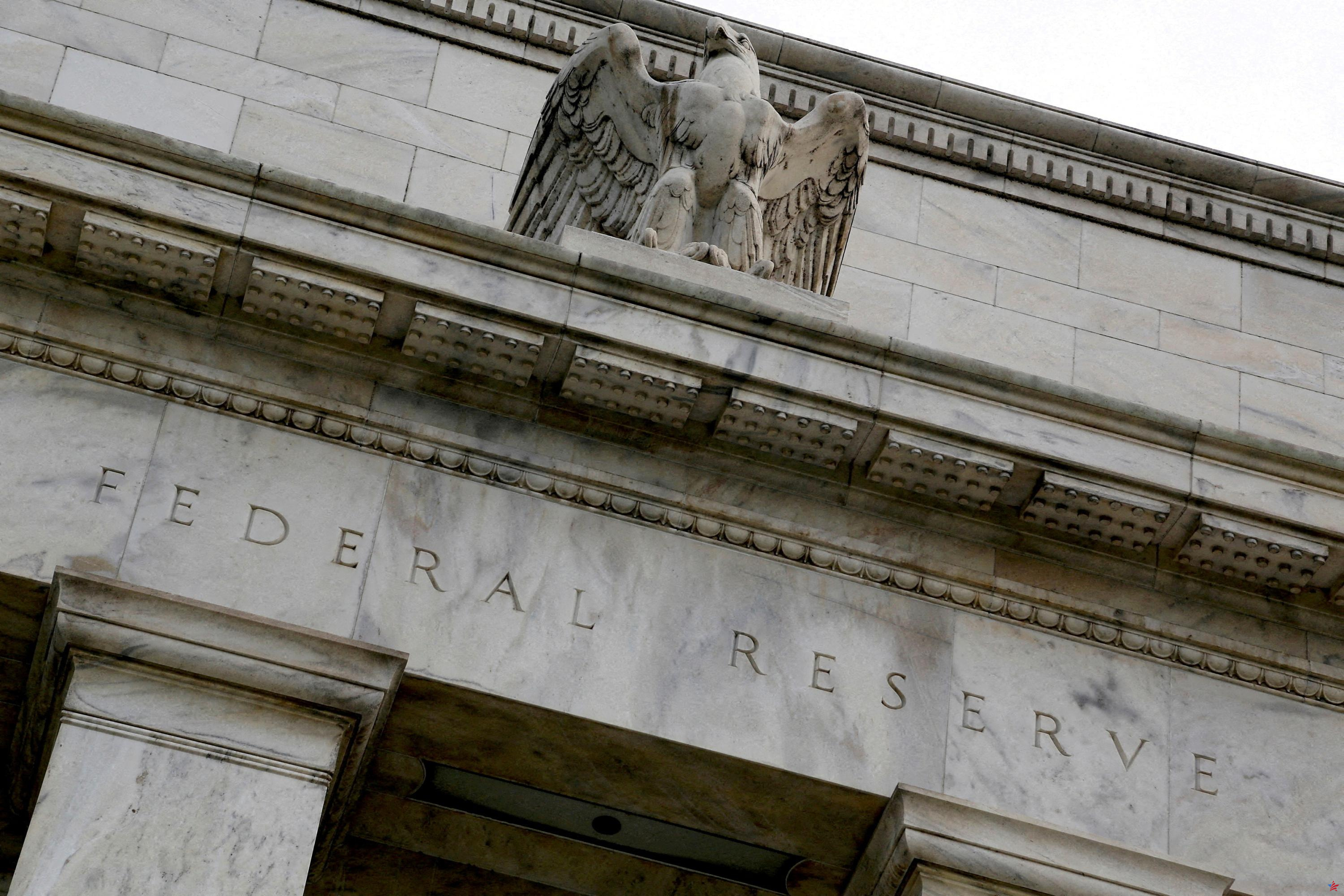 Estados Unidos: la Fed mantiene sus tipos, aún no ve una reducción