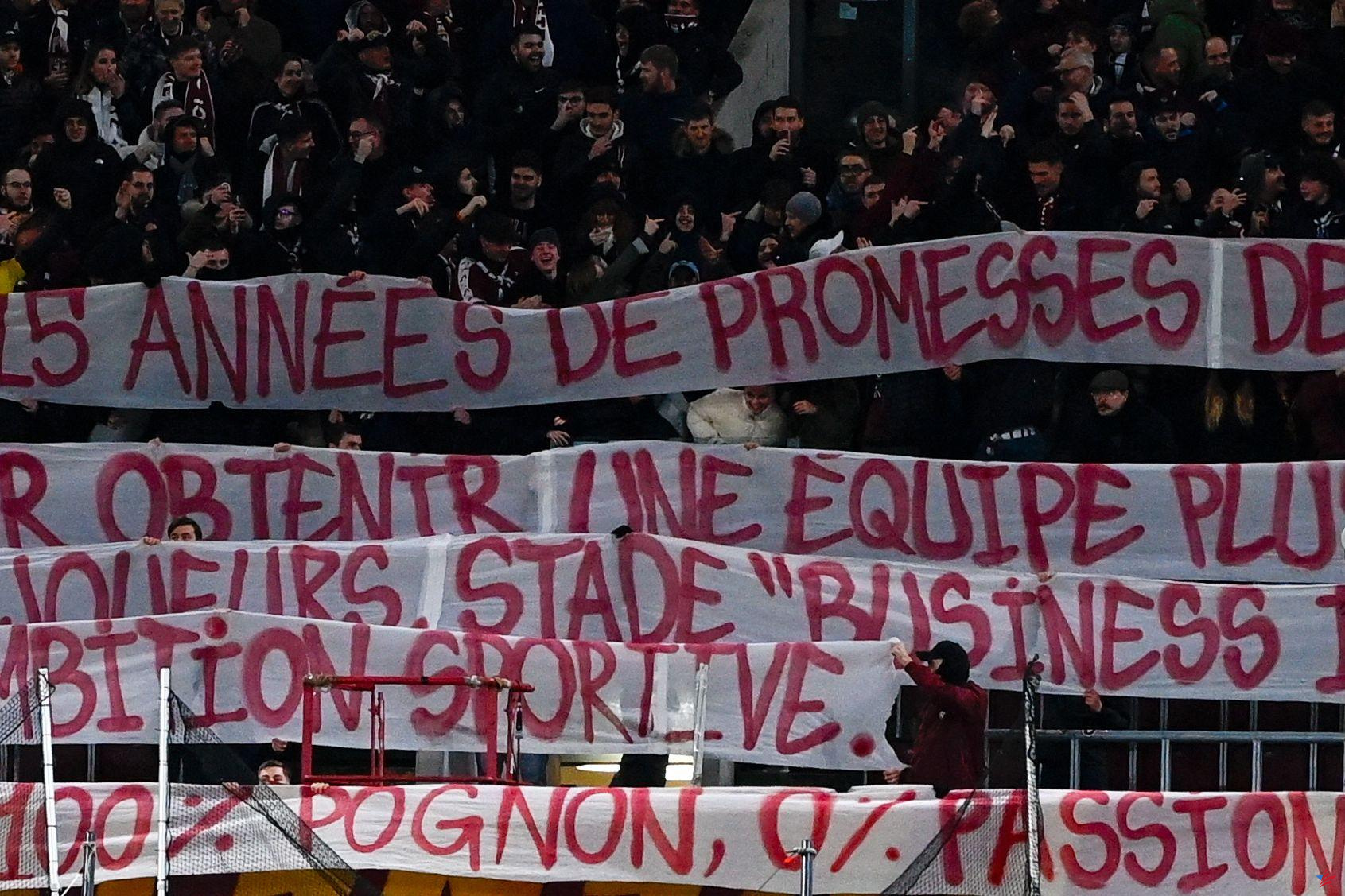Ligue 1: enojados, los aficionados del Metz se apoderan del campo del Saint-Symphorien (vídeo)
