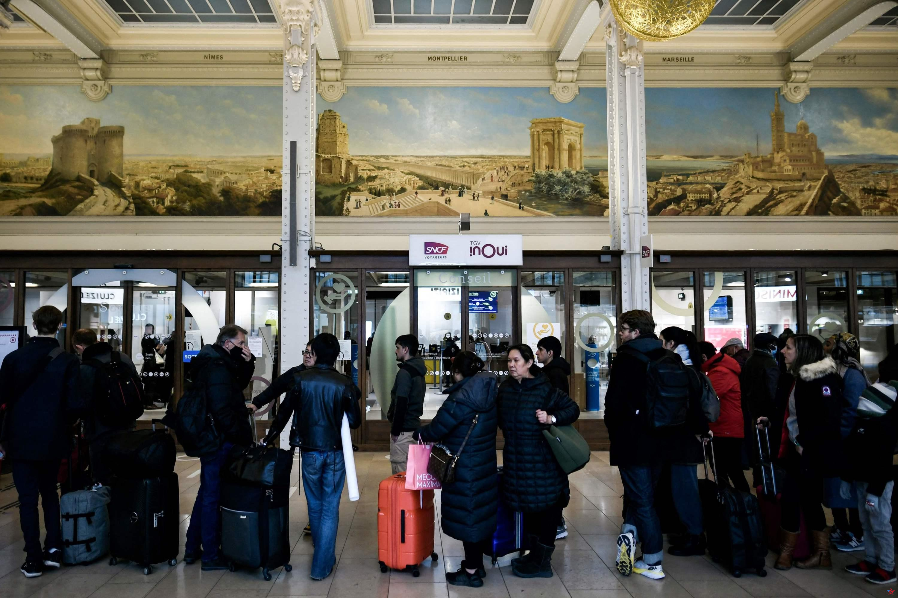 SNCF: cómo Italia hizo imposibles las huelgas de transporte durante las vacaciones escolares