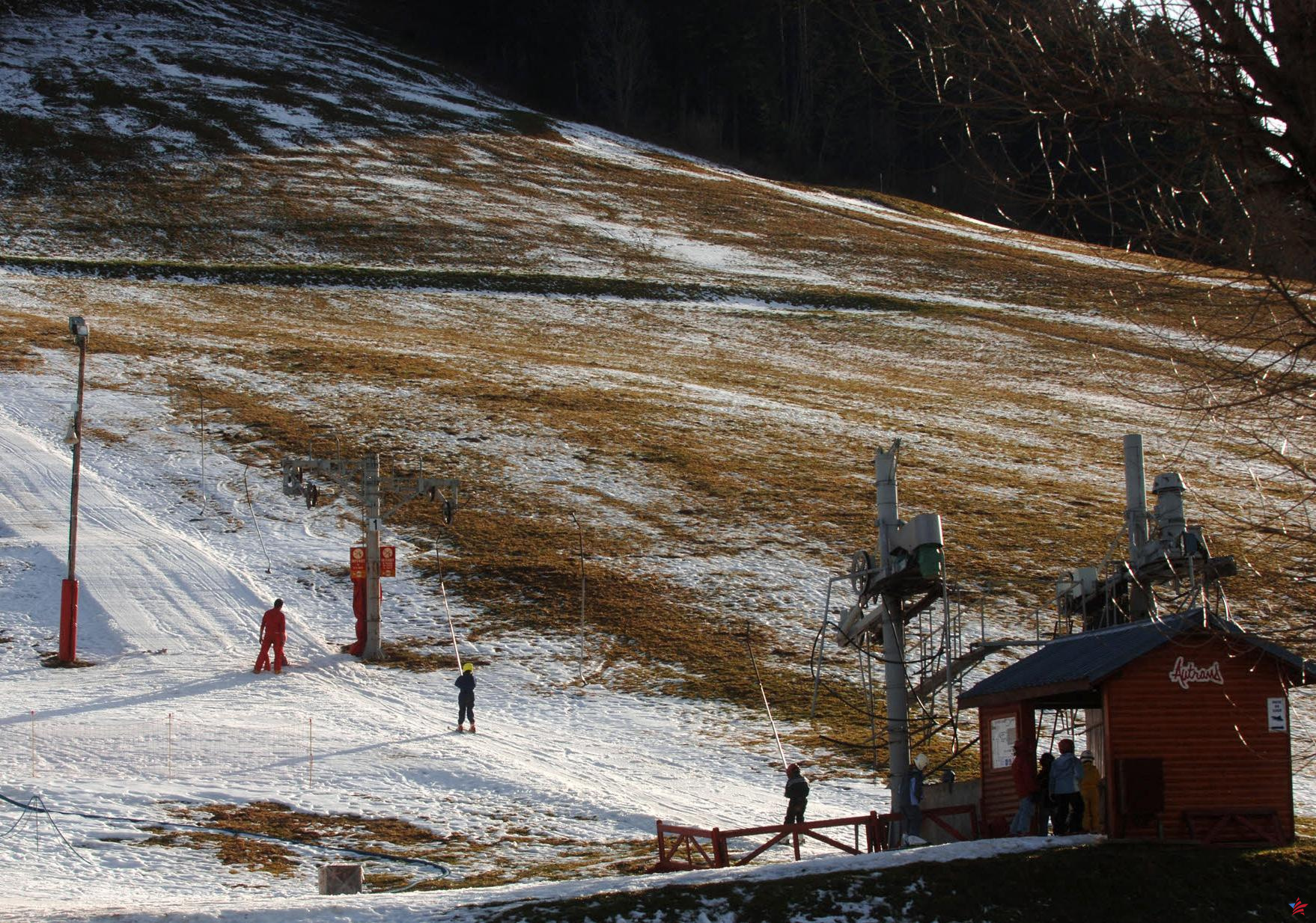 Cerca de Niza, una pequeña estación de esquí elimina “les neiges” de su nombre por el cambio climático
