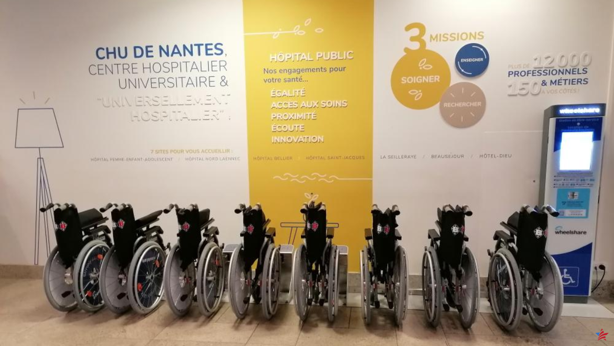 El hospital al estilo Vélib’: las estaciones para sillas de ruedas llegan al Hospital Universitario de Nantes