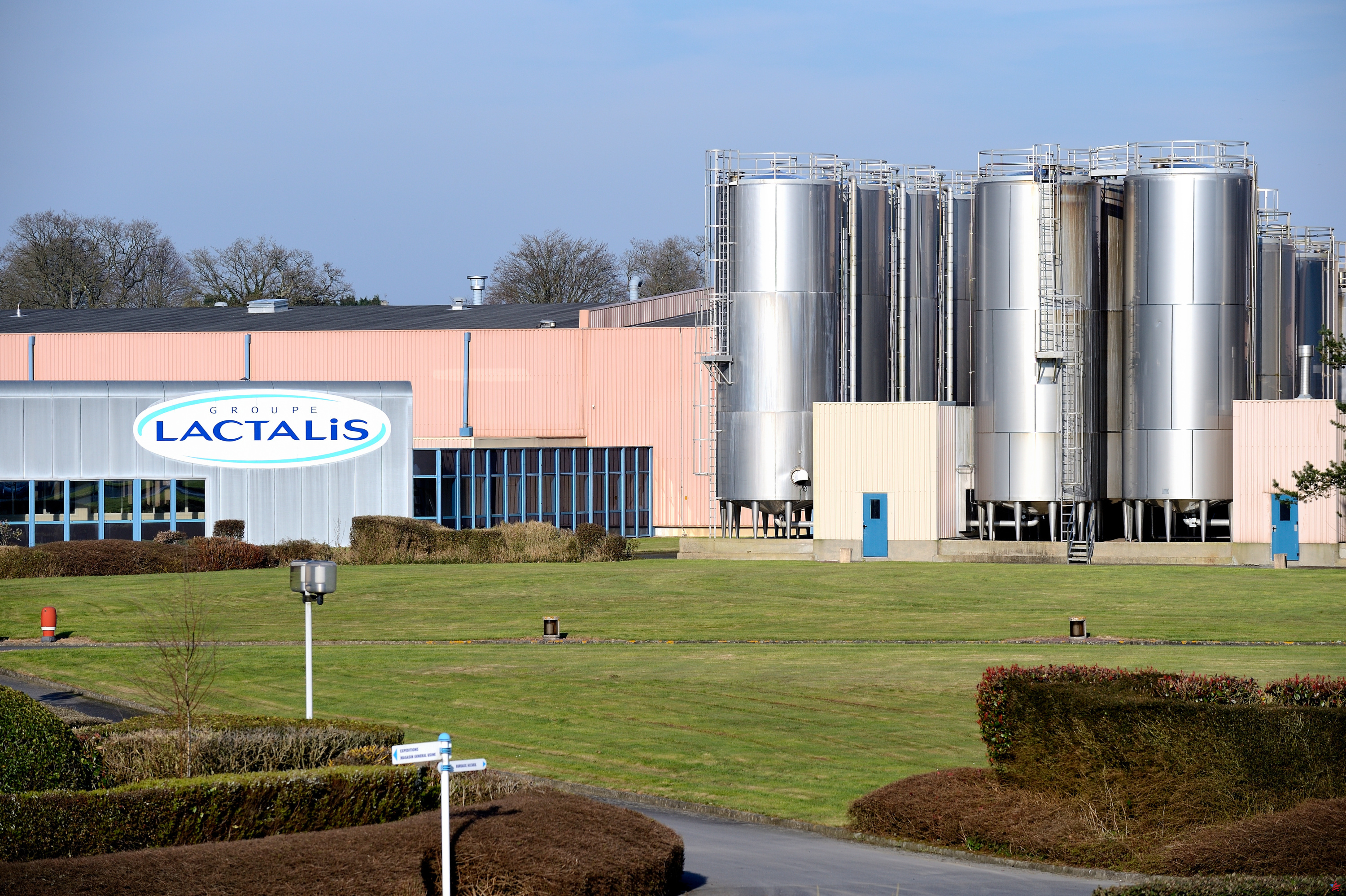 El gigante lácteo Lactalis allanado en una investigación por fraude fiscal agravado