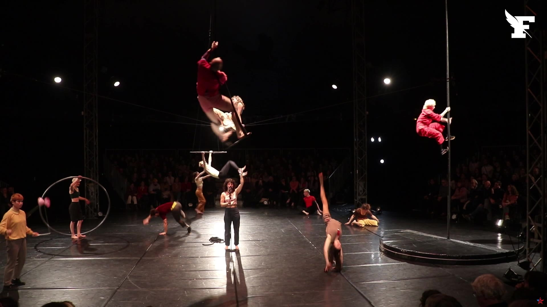 Cnac: estudiantes de circo intentan salvar una producción tranquilizadora