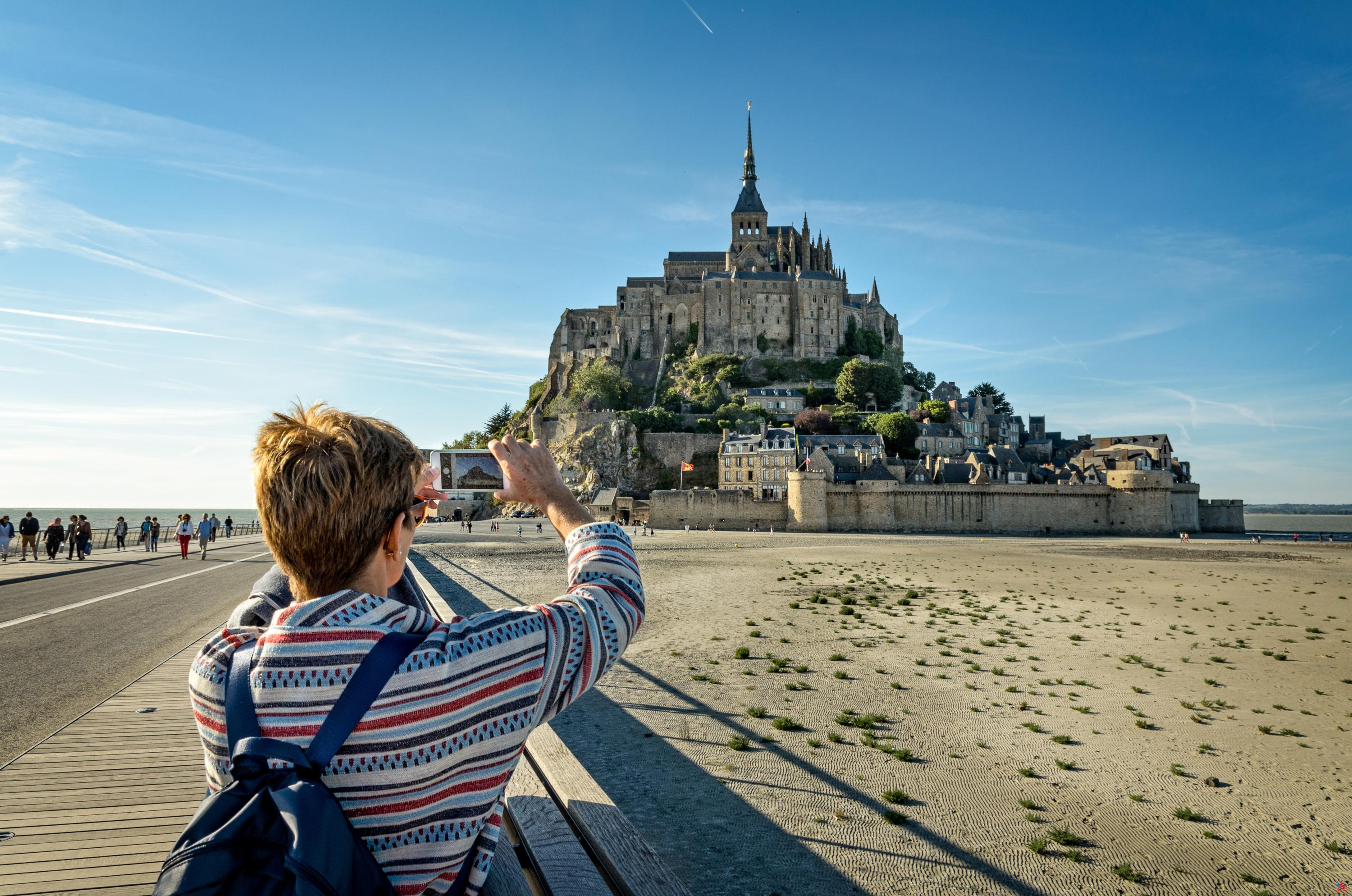Cómo el Mont-Saint-Michel pretende regular la afluencia de turistas mediante la inteligencia artificial
