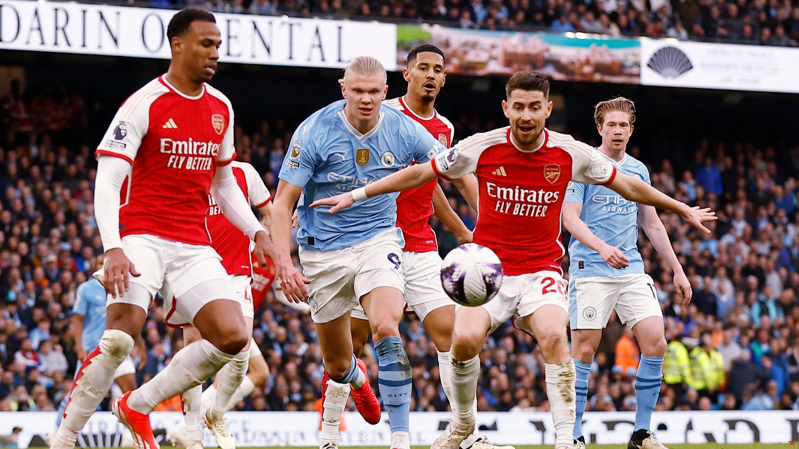 Premier League: Manchester City y Arsenal se neutralizan, Liverpool líder en Inglaterra