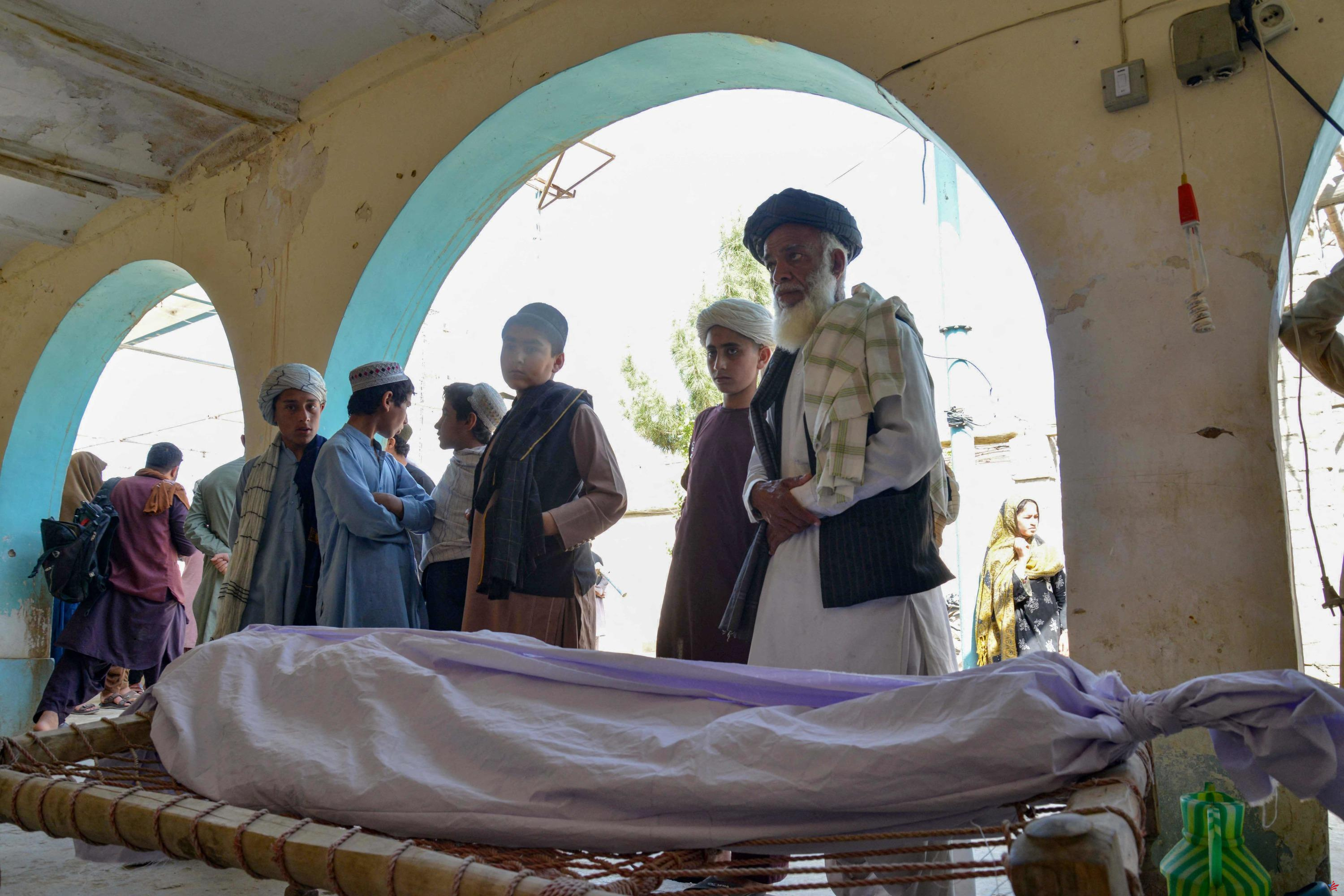 Afganistán: 20 muertos en atentado suicida