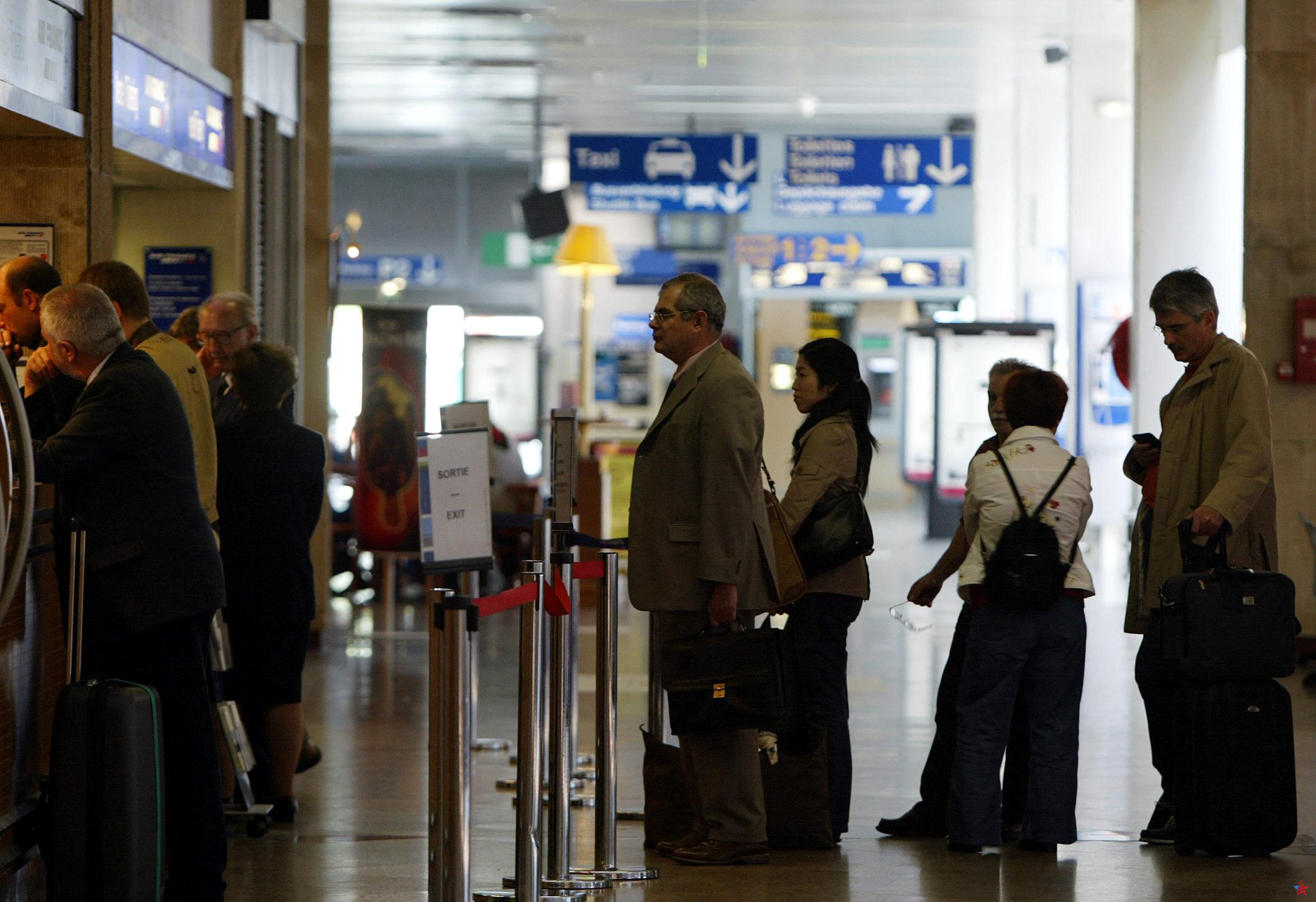 Alerta de bomba: los aeropuertos de Estrasburgo y Basilea-Mulhouse evacuados por segunda vez en dos días