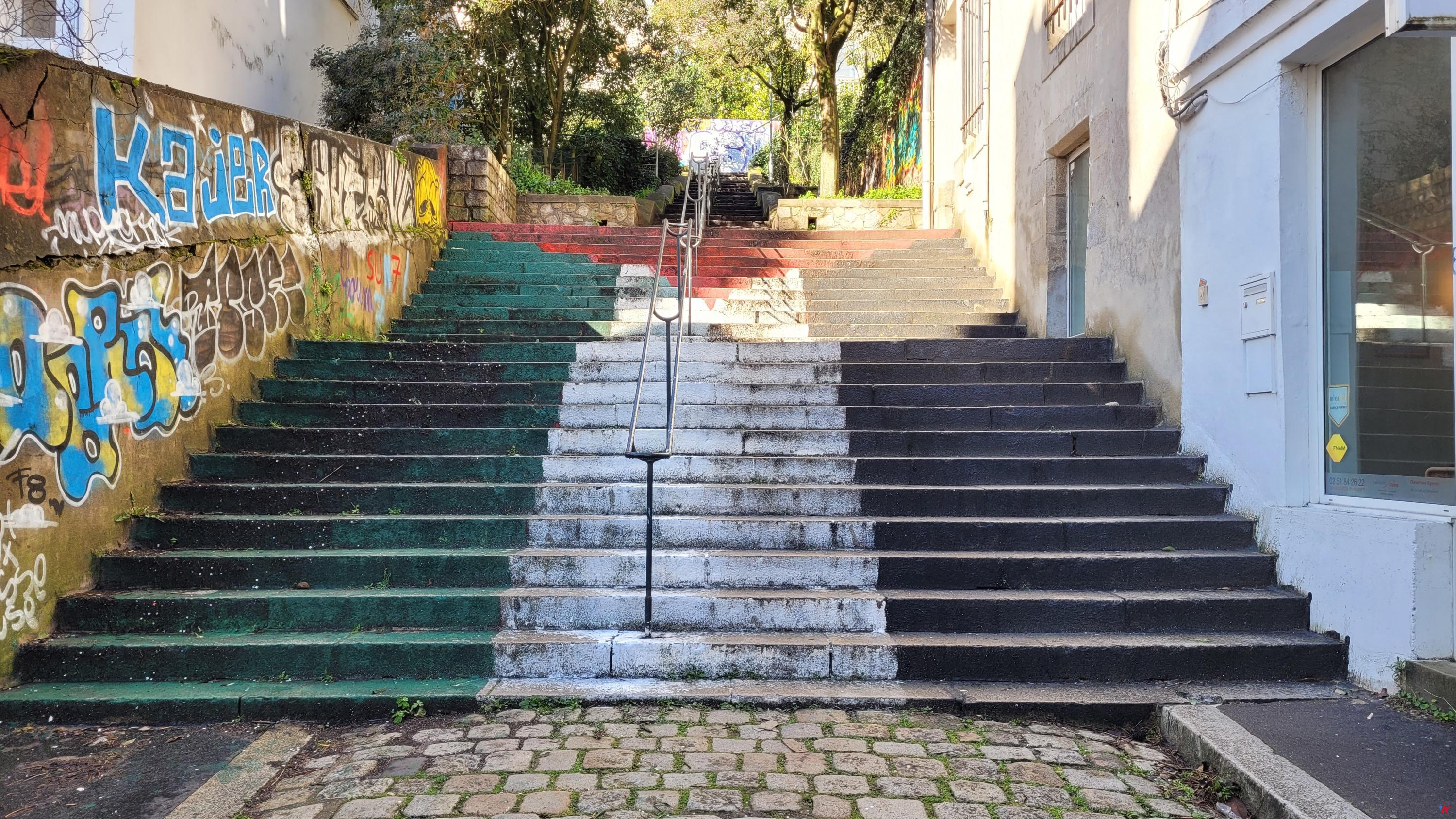 Banderas palestinas pintadas en las escaleras de Nantes: el ayuntamiento no tiene previsto retirarlas