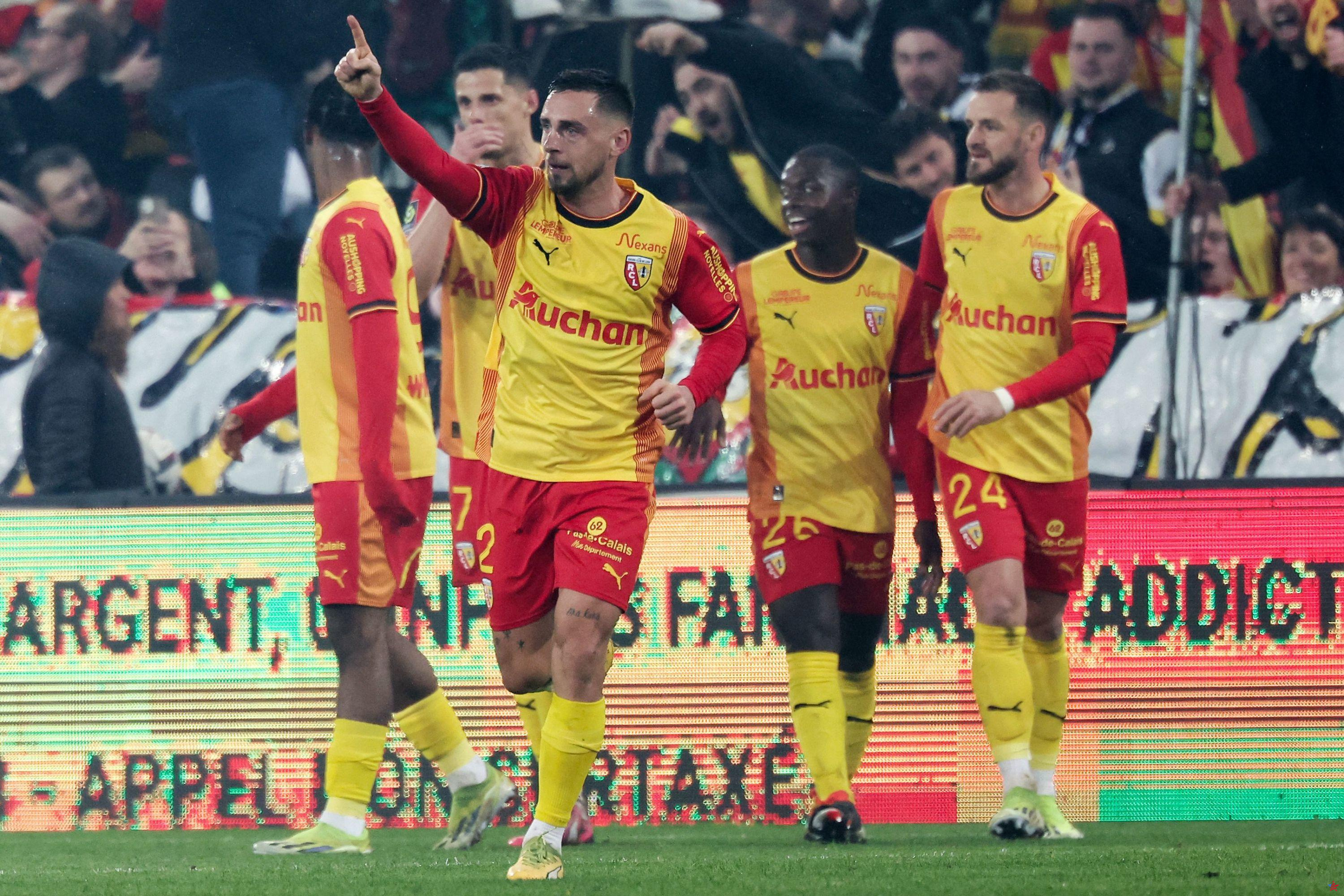 Ligue 1: Lens se acerca al podio al vencer al Brest