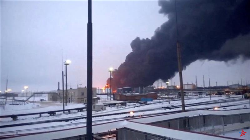 Guerra en Ucrania: incendio en una refinería de petróleo rusa tras un ataque con drones