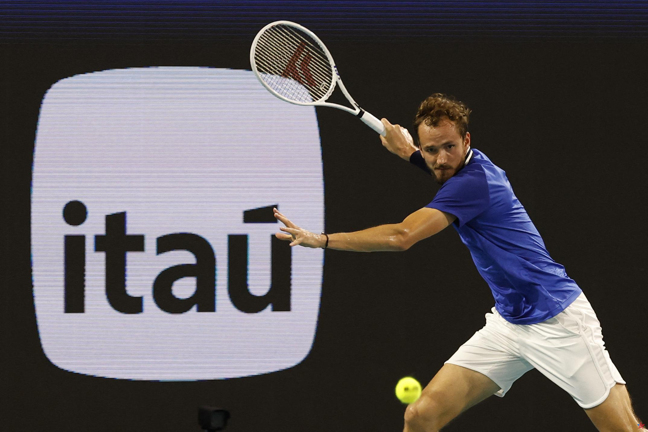 Tenis: Medvedev se enfrentará a Sinner en la semifinal del Masters 1000 de Miami