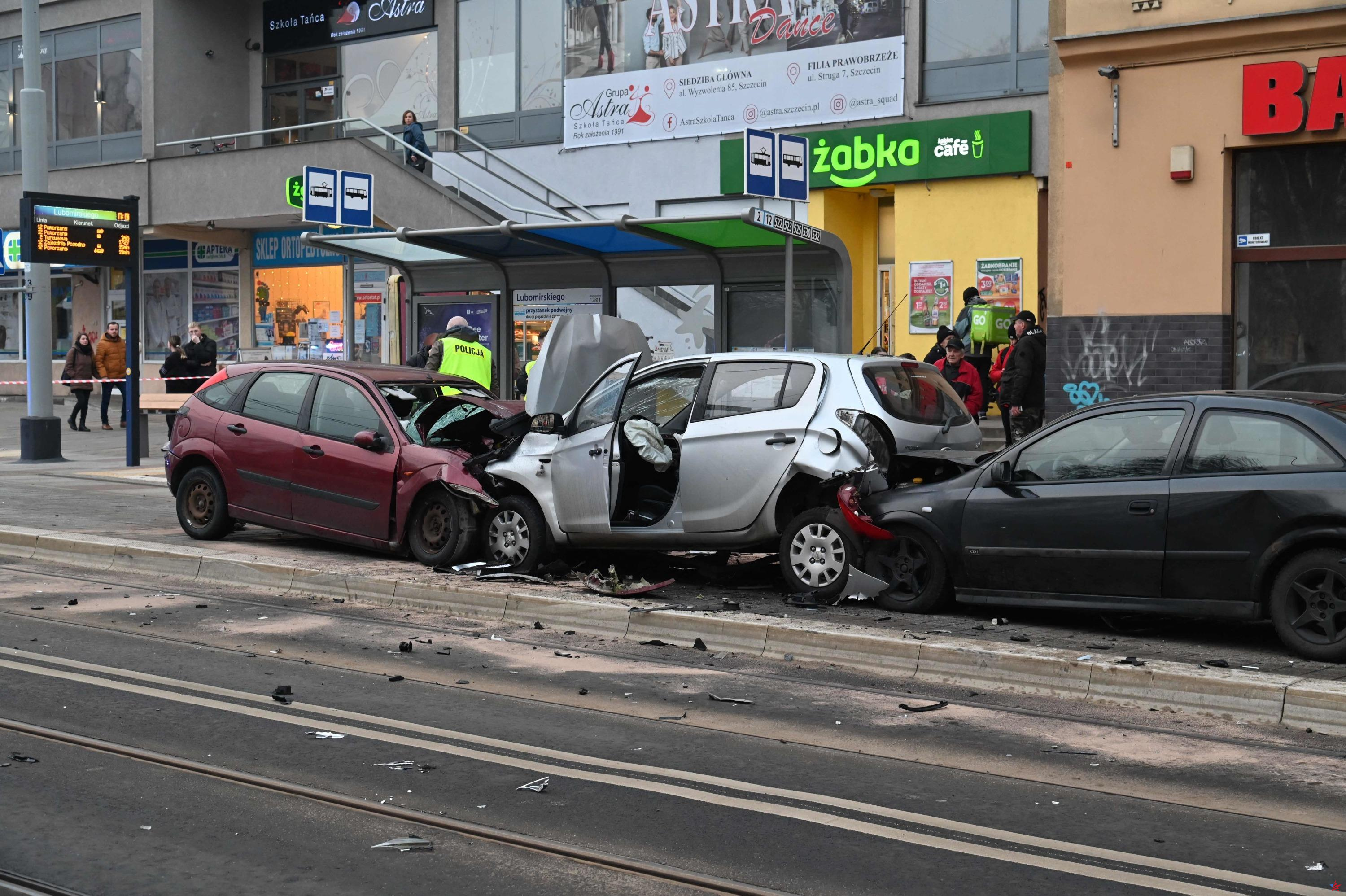 Polonia: un coche atropella a peatones y deja 19 heridos