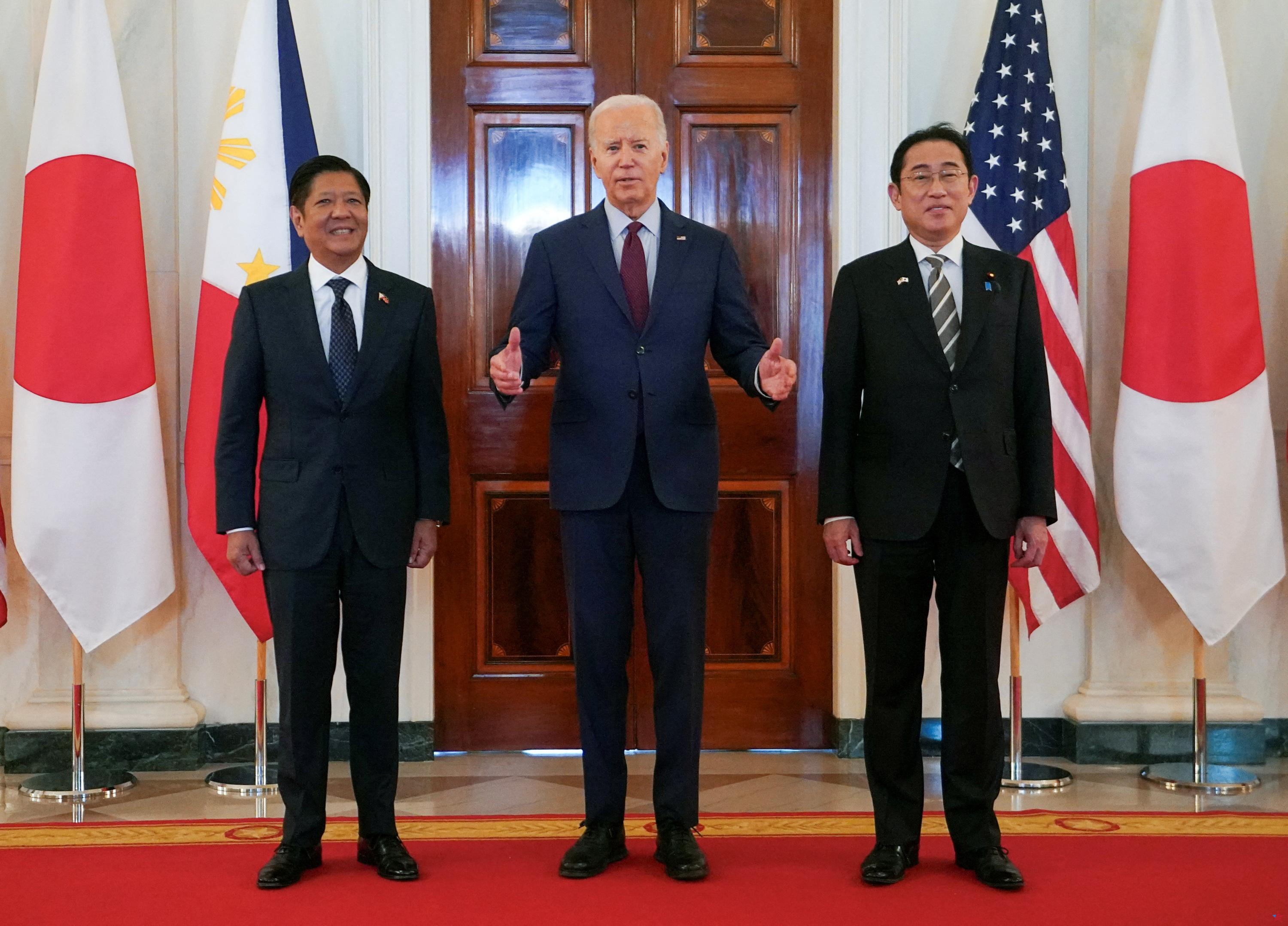 Biden dispuesto a defender Filipinas en caso de 'ataque' en el Mar de China Meridional