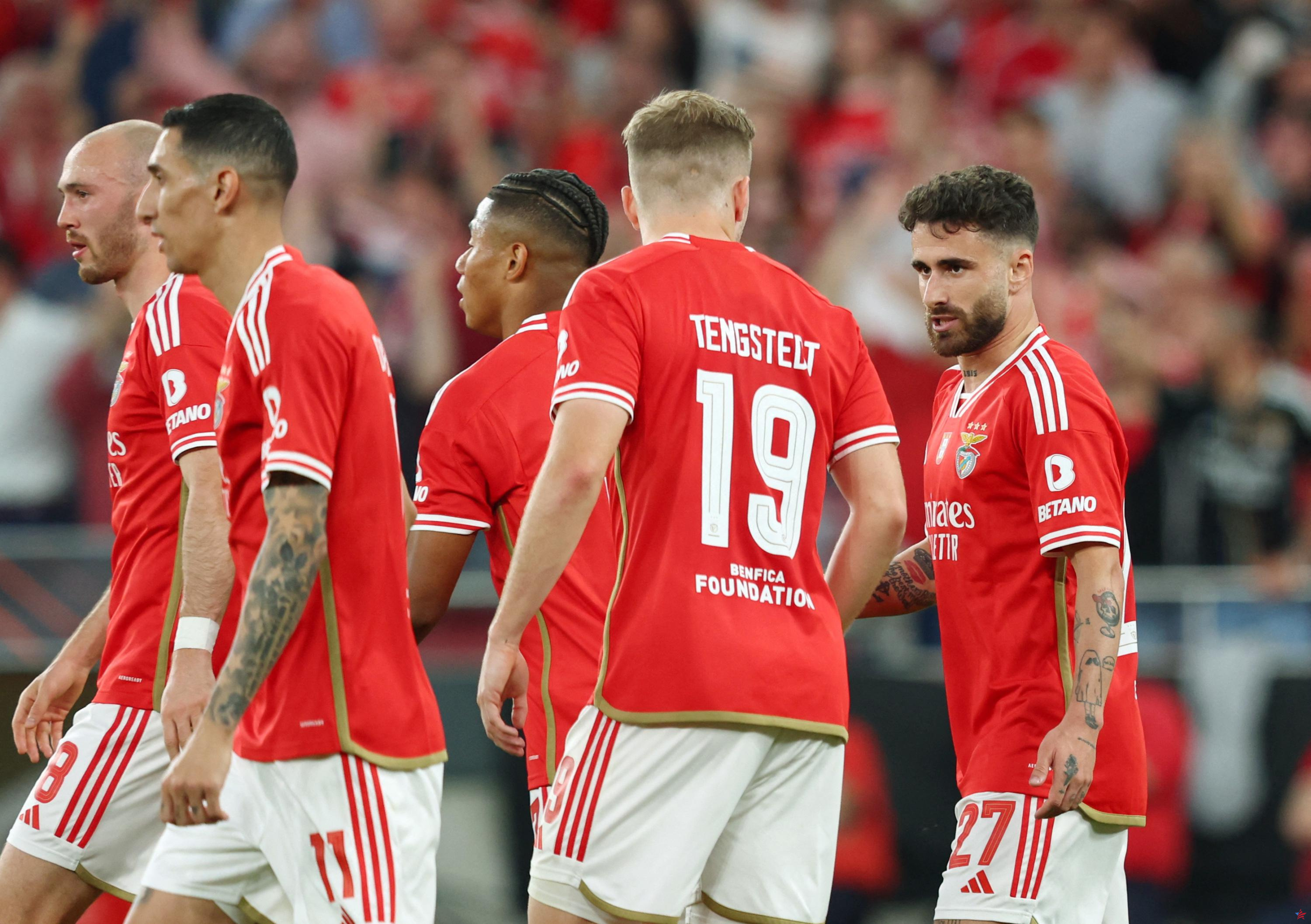 Europa League: el OM cae ante el Benfica pero sigue vivo para la vuelta