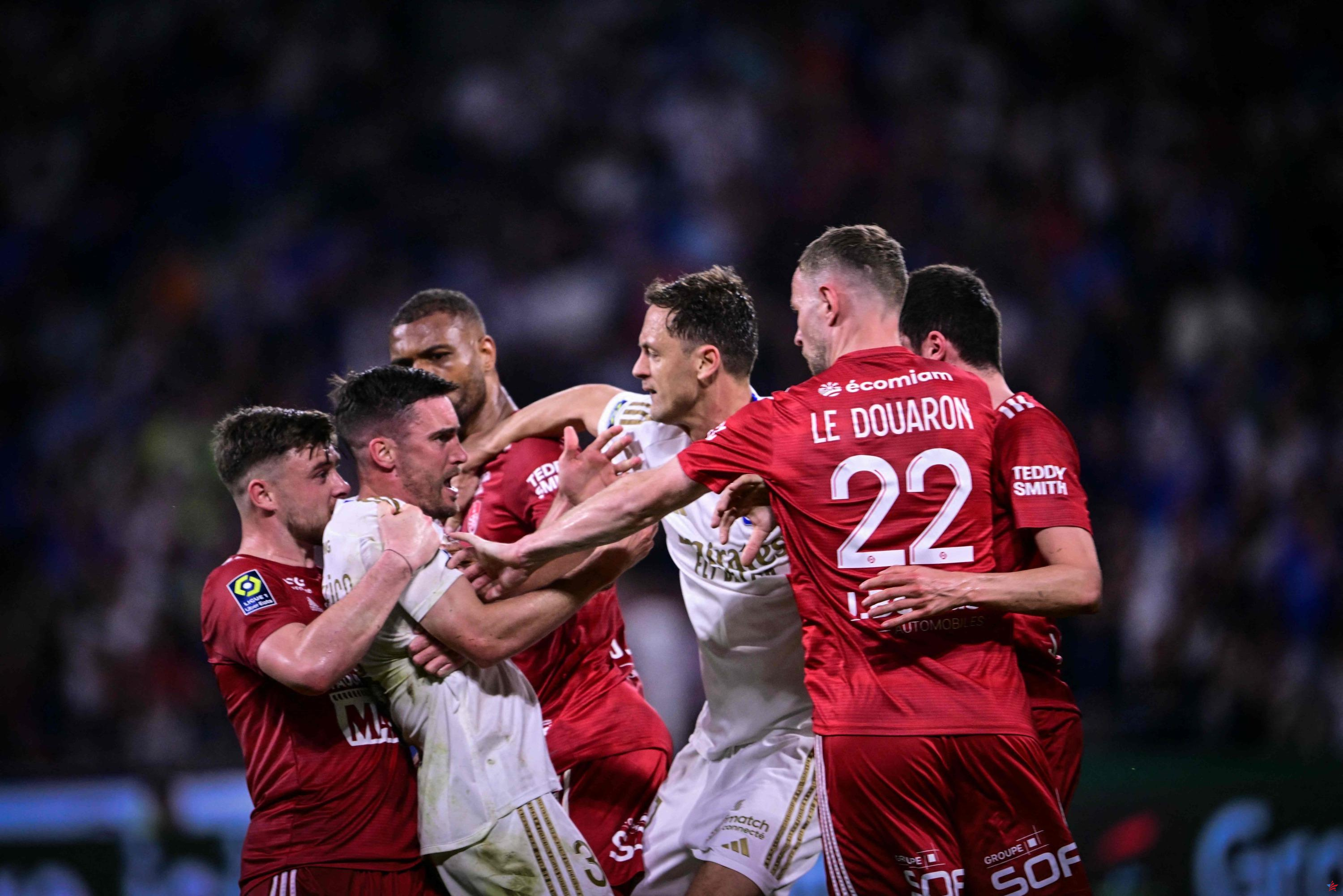 “El fútbol y sus emociones”, “velada extraordinaria”, “idiotas”: una loca noche de domingo en OL-Brest en la Ligue 1