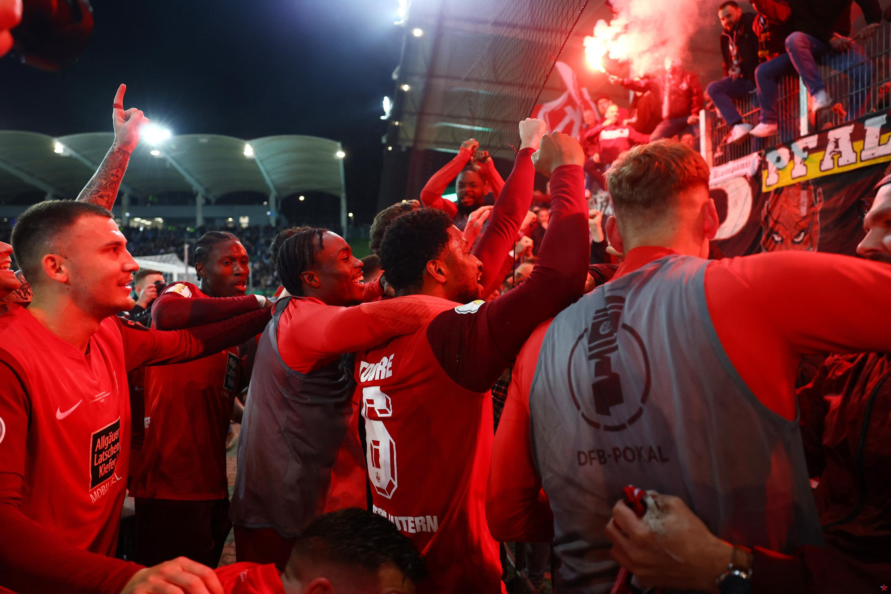 Alemania: Almamy Touré lleva al Kaiserslautern a la final de la Copa