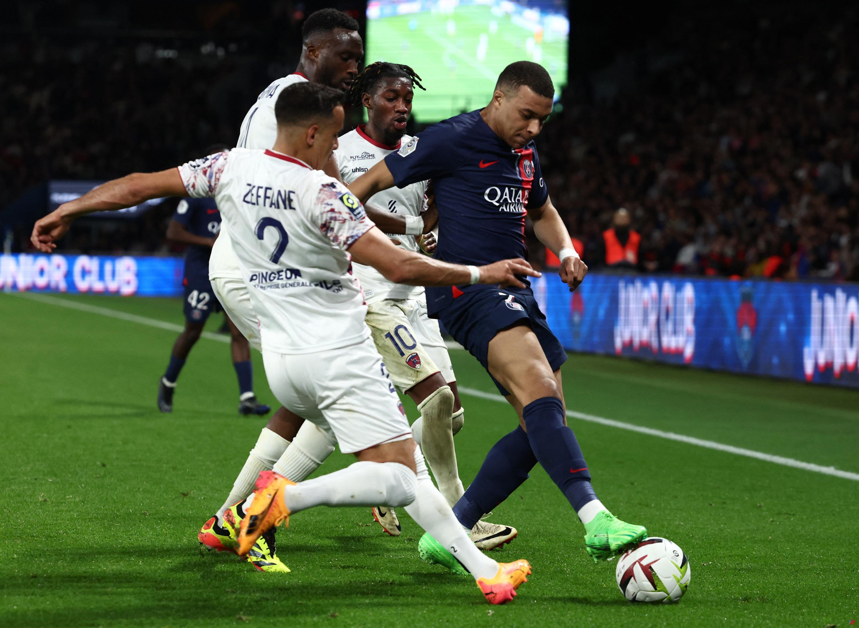 Ligue 1: ya mirando hacia Barcelona, ​​el PSG se contenta con un empate ante el Clermont