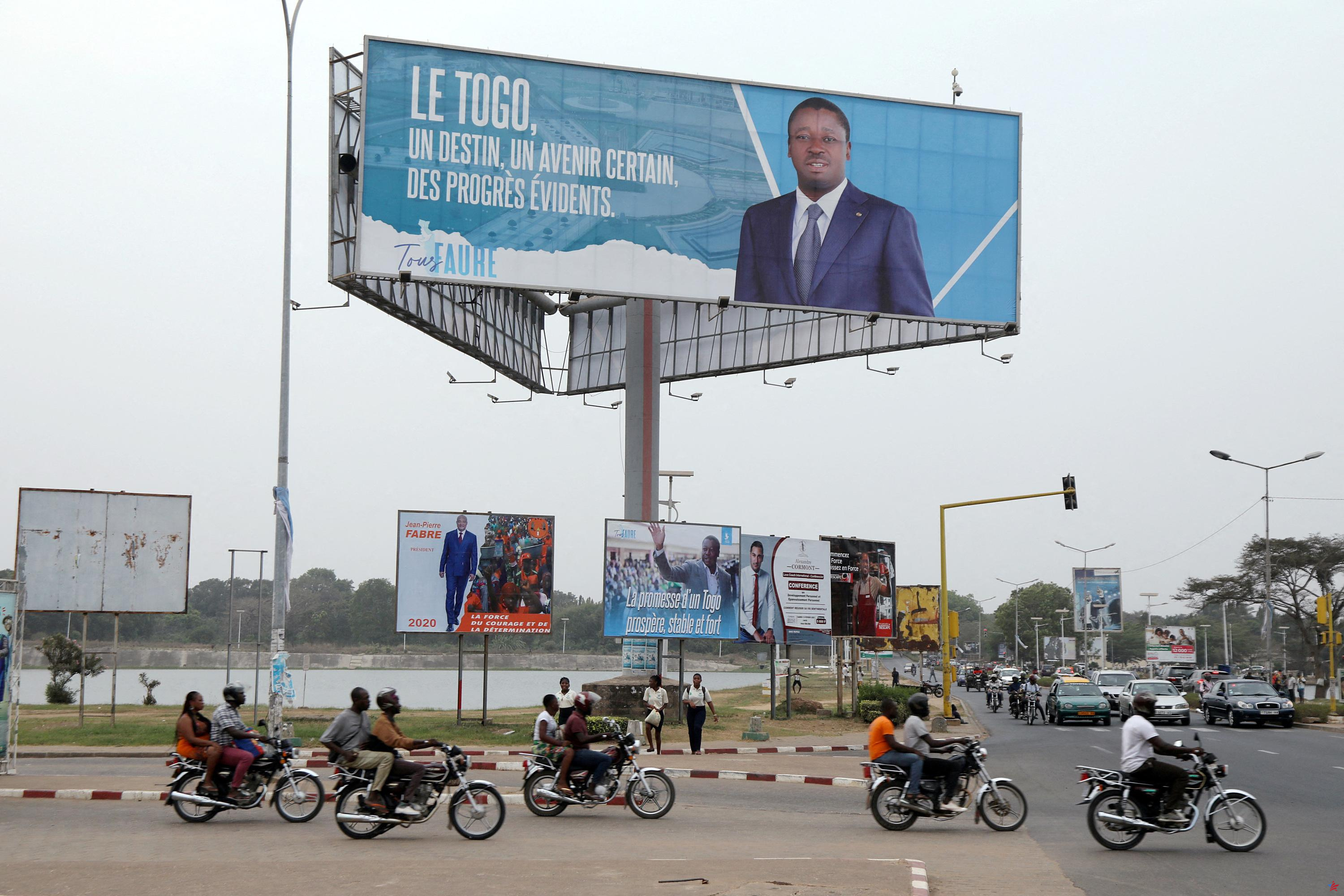 Togo fija para el 29 de abril las elecciones legislativas aplazadas