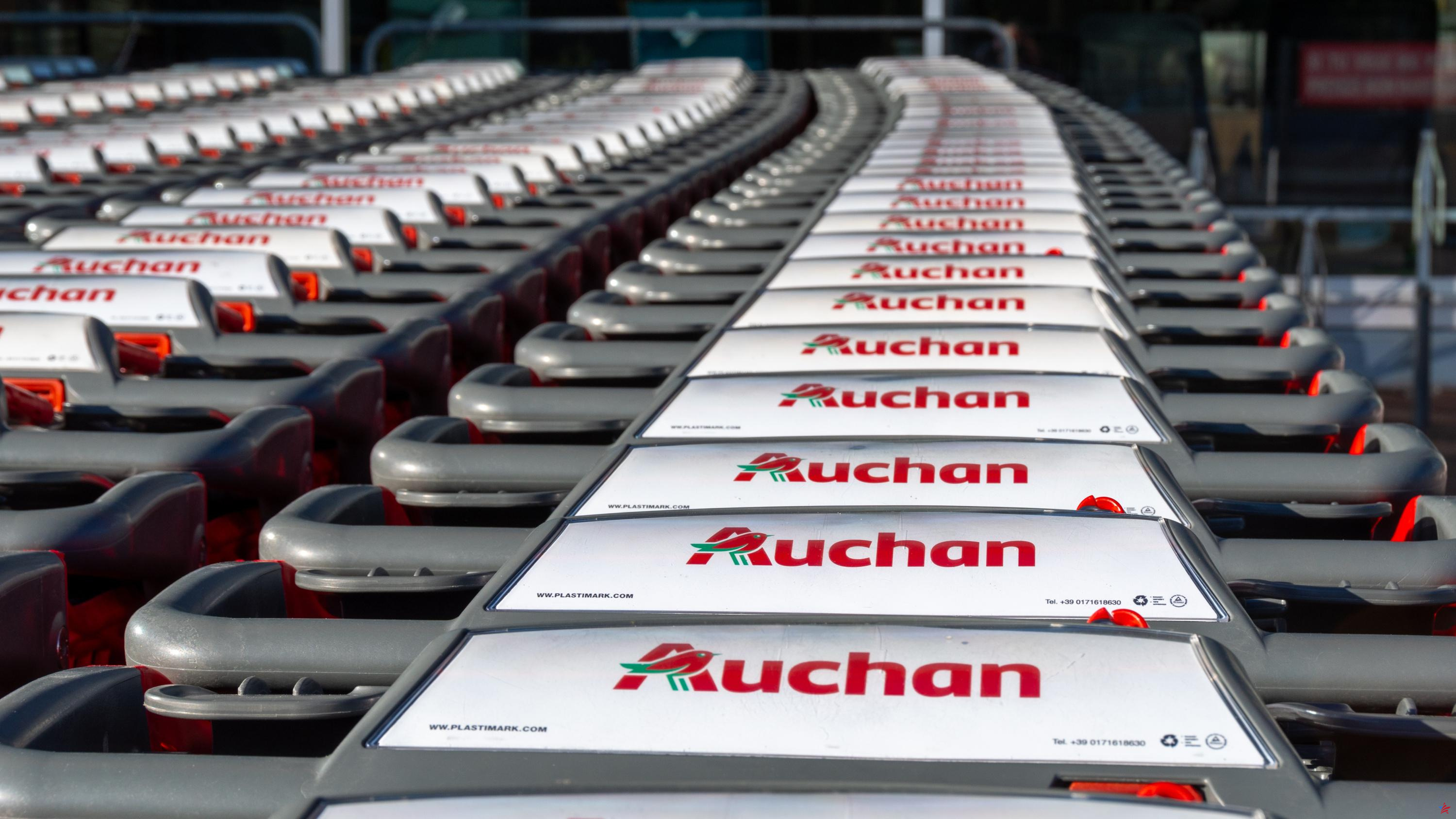 El holding Auchan vendió 19 centros comerciales en Rusia