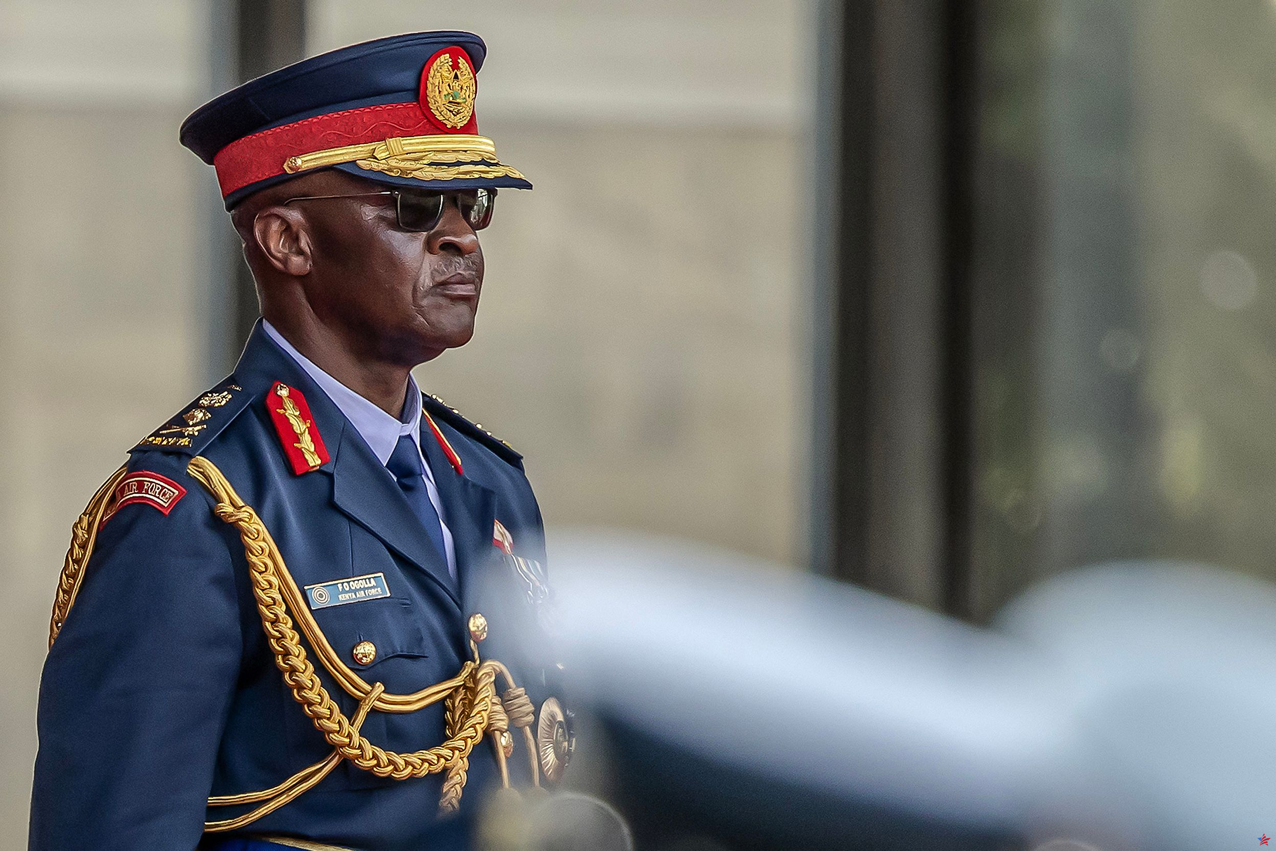 Kenia: jefe del ejército y nueve oficiales militares muertos en accidente de helicóptero