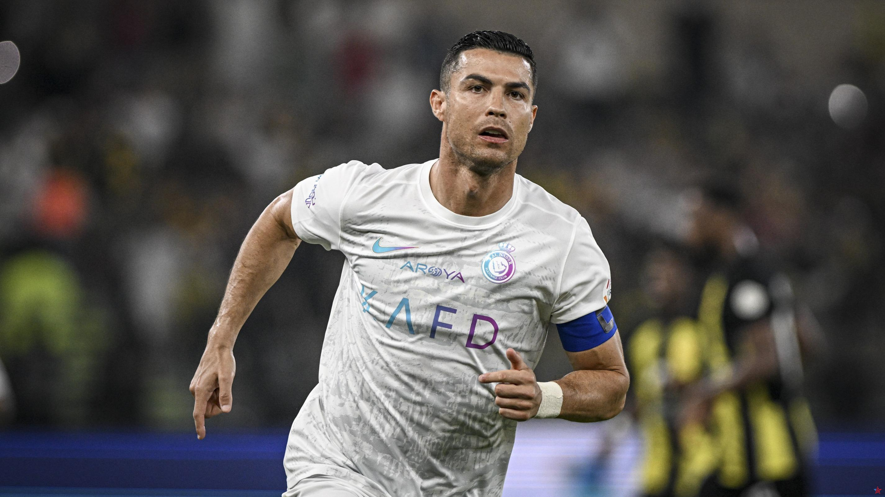 Fútbol: en vídeo, la ruptura de Ronaldo, expulsado tras un gesto de humor