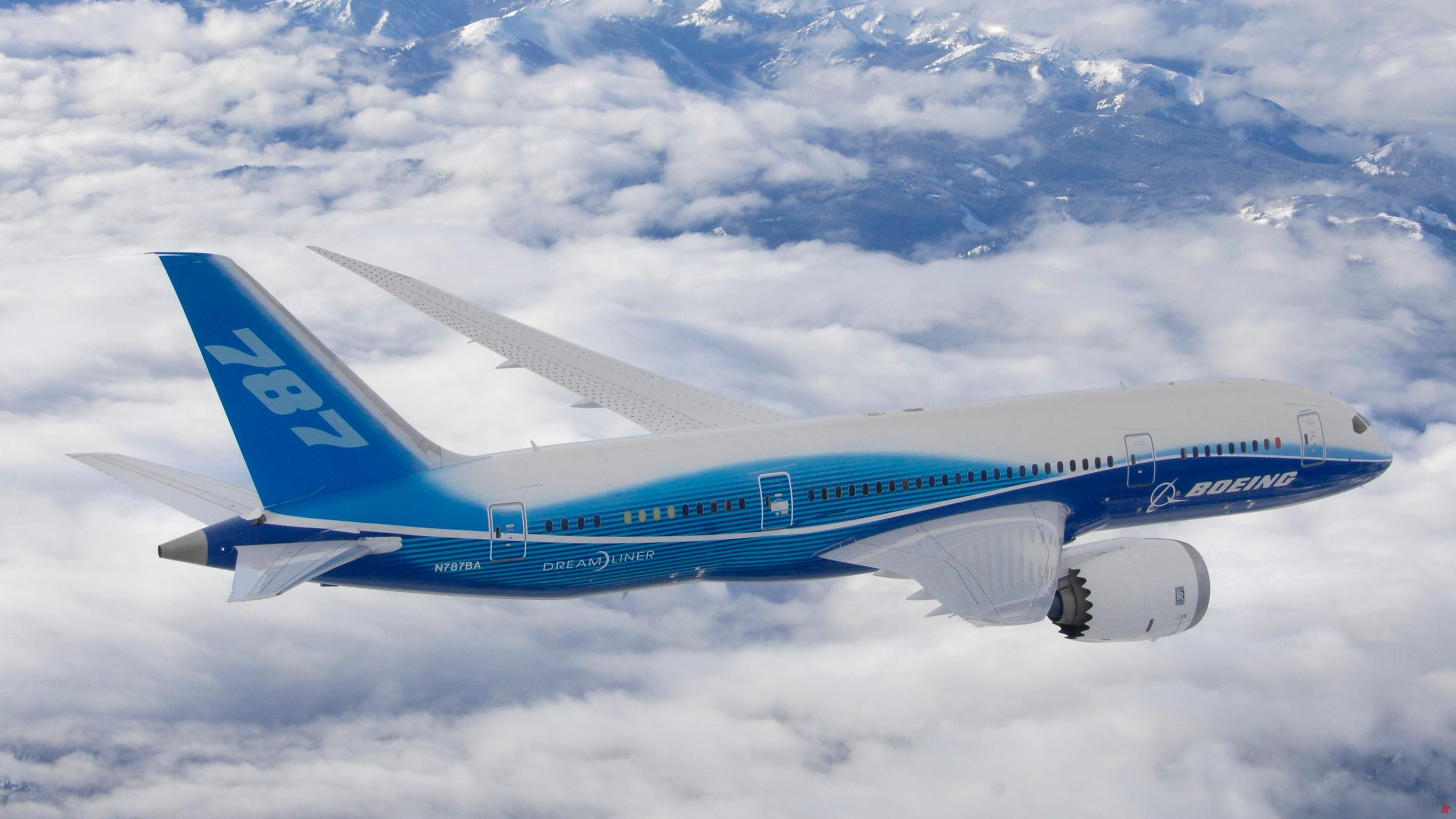 Boeing intenta desactivar la crisis de larga distancia