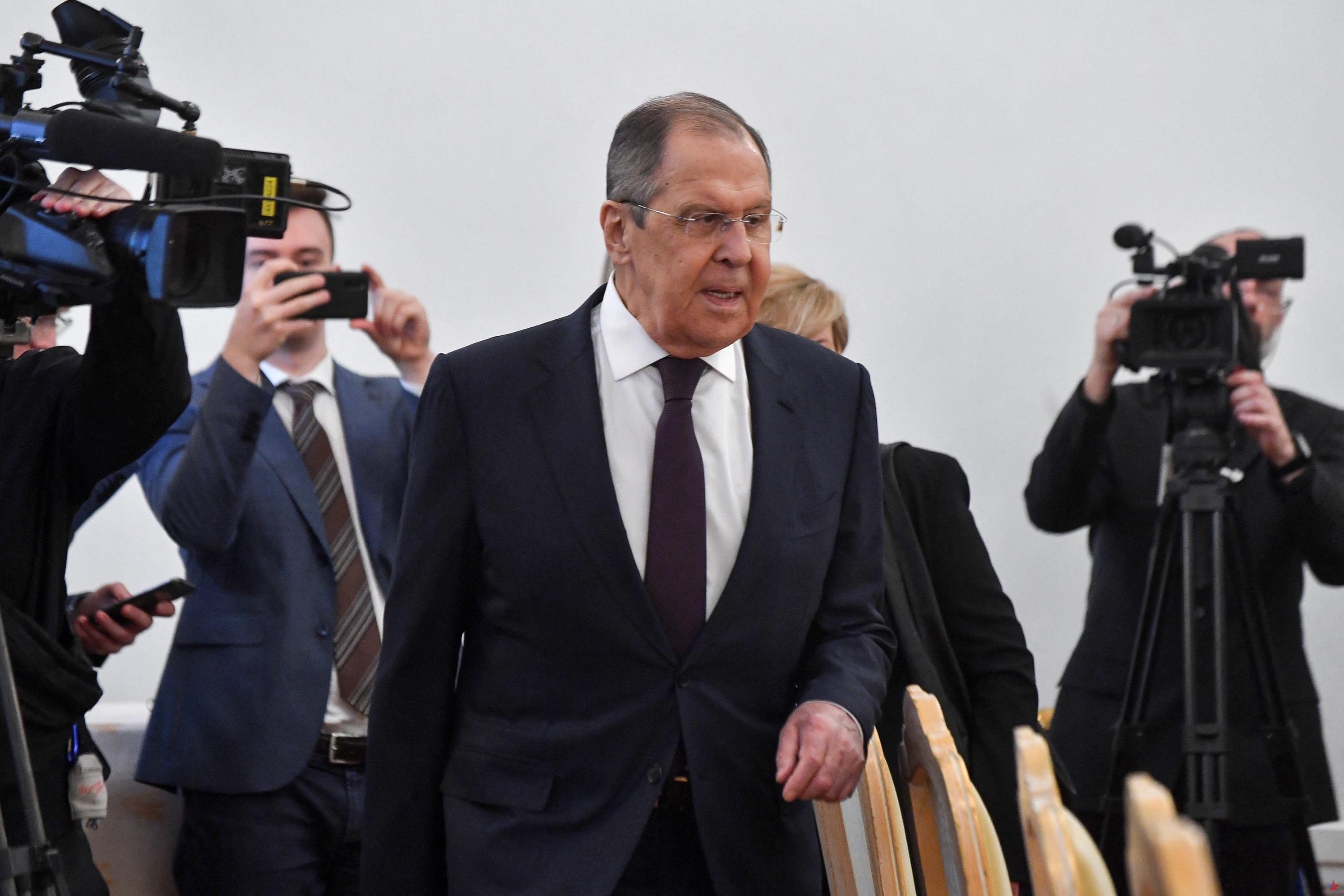 Sergei Lavrov visita China para fortalecer los lazos entre Moscú y Beijing