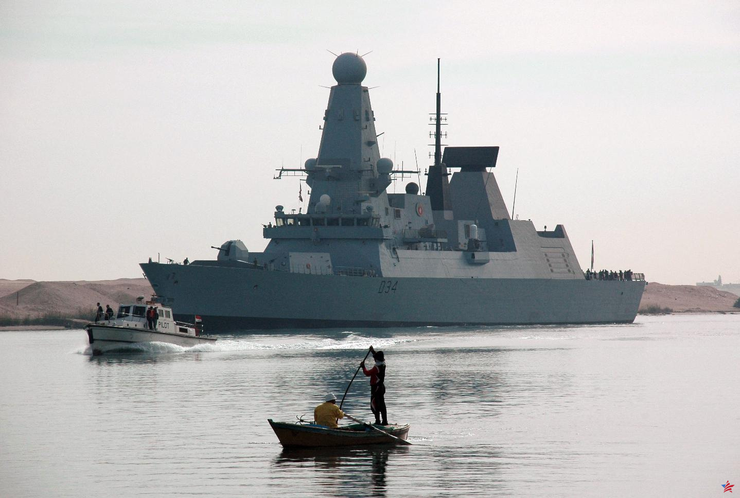 Mar Rojo: la marina británica afirma haber derribado un misil hutí dirigido a un barco mercante