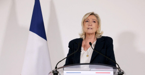 Encuesta: Marine Le Pen por primera vez lidera sola en el barómetro de la revista Figaro