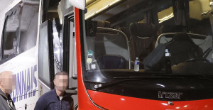 Incidentes OM-OL: multado al aficionado del Marsella que arrojó una bomba de humo contra un autobús