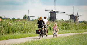 Países Bajos en bicicleta: 4 itinerarios familiares con paradas imperdibles