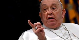 Bendición de personas del mismo sexo: el Papa se esfuerza por apaciguar los ánimos