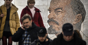 “Un siglo después de la muerte de Lenin, el precio del comunismo todavía pesa en la conciencia del mundo”