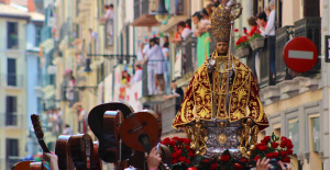 Feria de Sevilla, carnavales en Canarias... En España, las fiestas que no te puedes perder en 2024