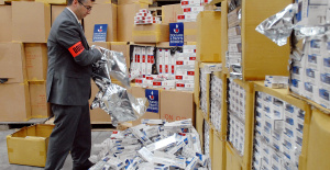 La aduana incautó 17 toneladas de cigarrillos de contrabando cerca de Angers