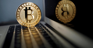 Bitcoin supera los 60.000 dólares, cerca de su máximo histórico