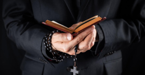 “Estaba convencido de estar poseído”: los “delirios satánicos” del ex sacerdote exorcista de Lyon denunciados por los fieles