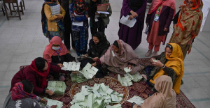 Pakistán: Los candidatos de Imran Khan obtienen ventaja en las elecciones generales