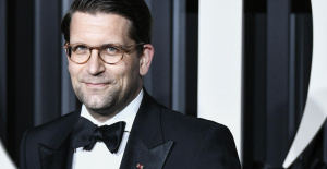 Alexander Neef reelegido director de la Ópera de París hasta 2032