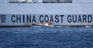 Mar de China: Manila vuelve a acusar a Pekín de bloquear un barco