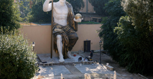 La colosal estatua de Constantino reconstruida en Roma