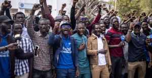 Senegal en crisis política suspendido por el discurso de Macky Sall