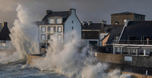 Clima: alerta por grandes olas e inundaciones en la costa atlántica