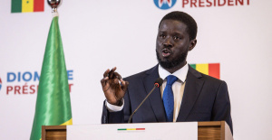 Senegal: el presidente electo, Diomaye Faye, tranquiliza a sus socios extranjeros