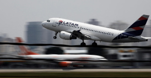 Boeing víctima de incidente sobre Nueva Zelanda, doce pasajeros heridos