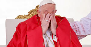 El Papa Francisco renuncia a pronunciar su homilía en plena misa del Domingo de Ramos